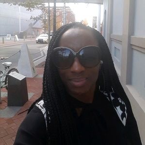 Meet your Posher, Tab